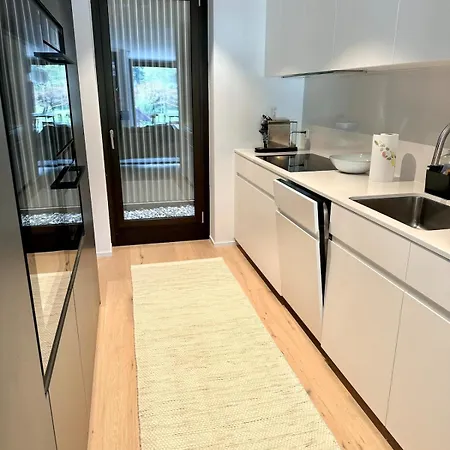 Апартаменты Calm And Luxurious Retreat Интерлакен